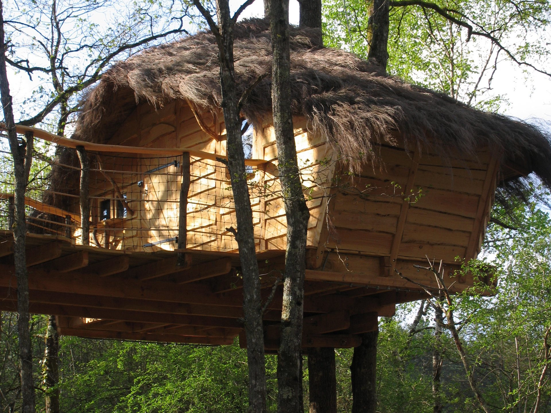 Cabane dans les arbres La Chamberloute Cabane dans les arbres La Chamberloute