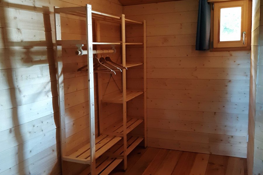 Cabane CHARNIZAY Cabane CHARNIZAY
