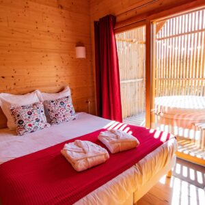 Cabane sur pilotis Cabane Spa Tribu