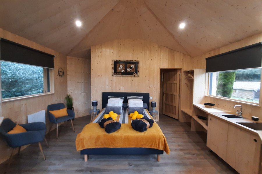 Cabane sur pilotis Camping des sources chaudes Cabane sur pilotis Camping des sources chaudes