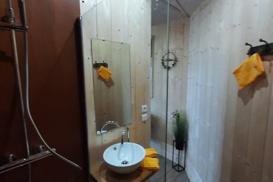 Cabane sur pilotis Lacaune Cabane sur pilotis Lacaune