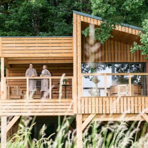 Cabane sur pilotis FLORA PERTICA  et  SPA