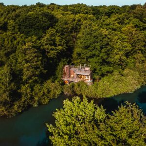 Cabane sur pilotis Cabane Spa Céleste