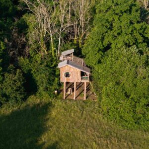 Cabane sur pilotis Cabane Spa Septième Ciel