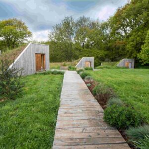 Cabane végétalisée Les cabanes autour du tilleul