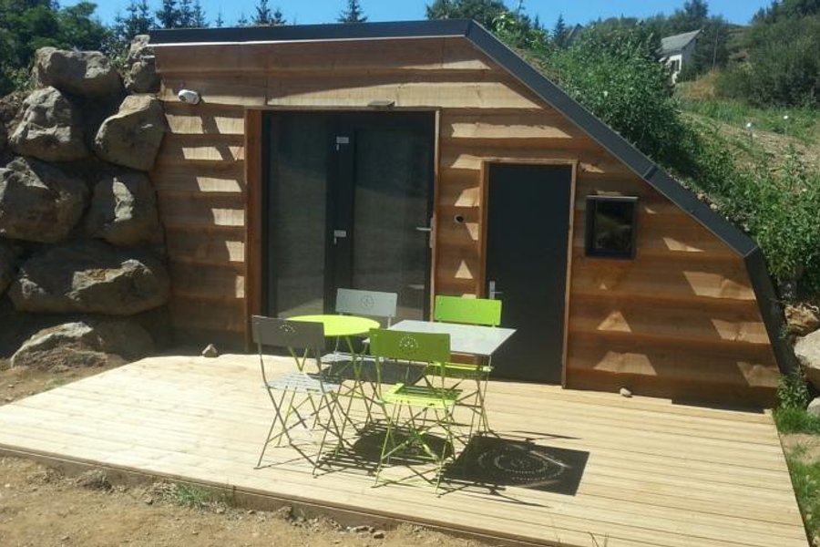 Cabane végétalisée 15110 St Urcize Cabane végétalisée 15110 St Urcize