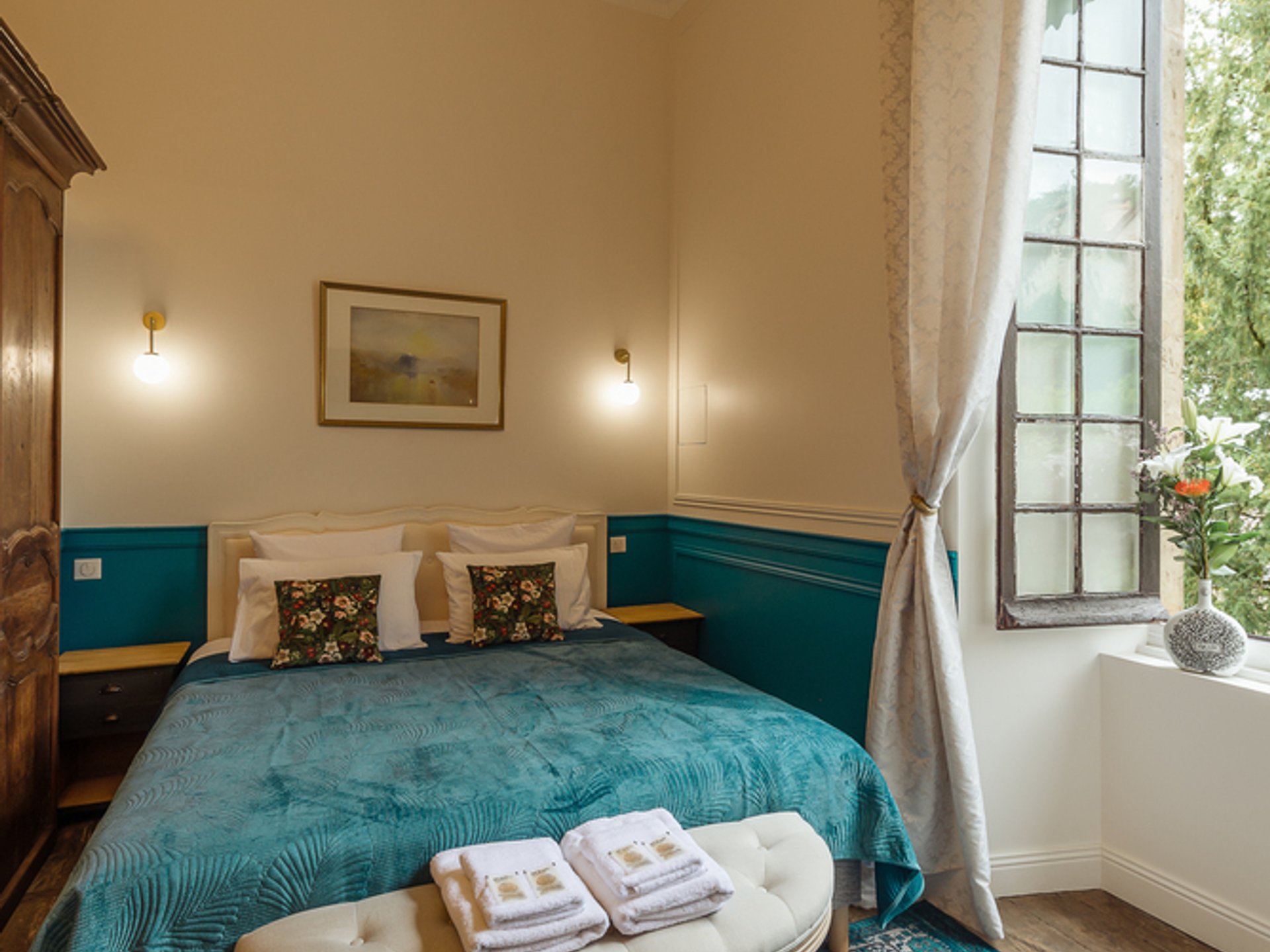 Chambre à thème Manoir de Laroque Delprat - Chambre deluxe Ania Chambre à thème Manoir de Laroque Delprat - Chambre deluxe Ania