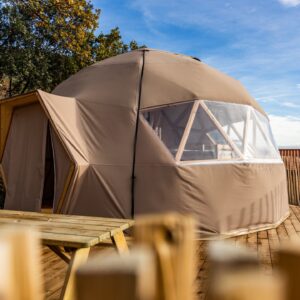 Dôme Dôme avec vue panoramique sur le sommet du Canigou !