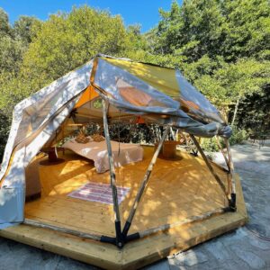 Dôme Dôme caché dans la nature