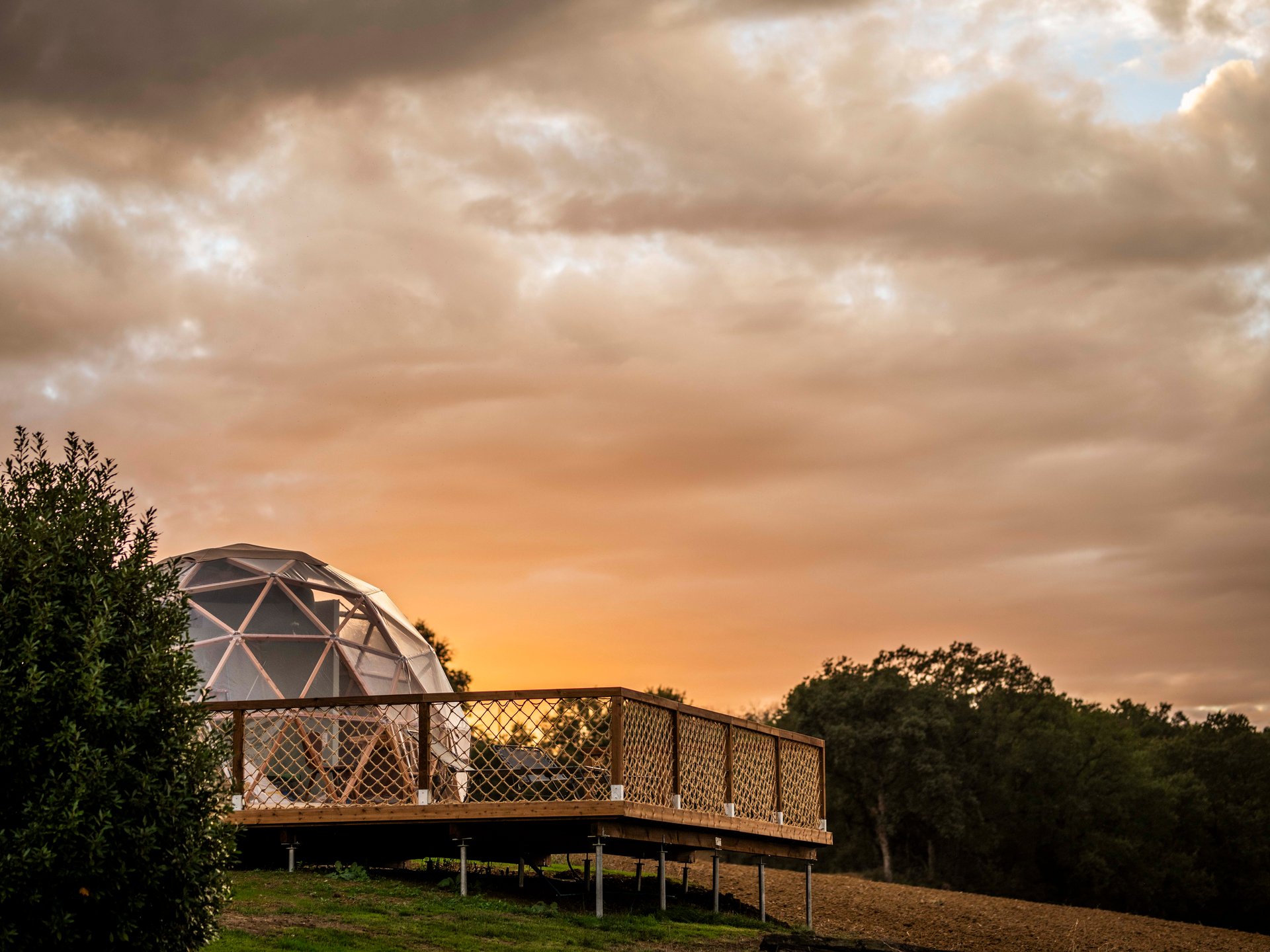 Dôme La butte et son bain nordique Dôme La butte et son bain nordique