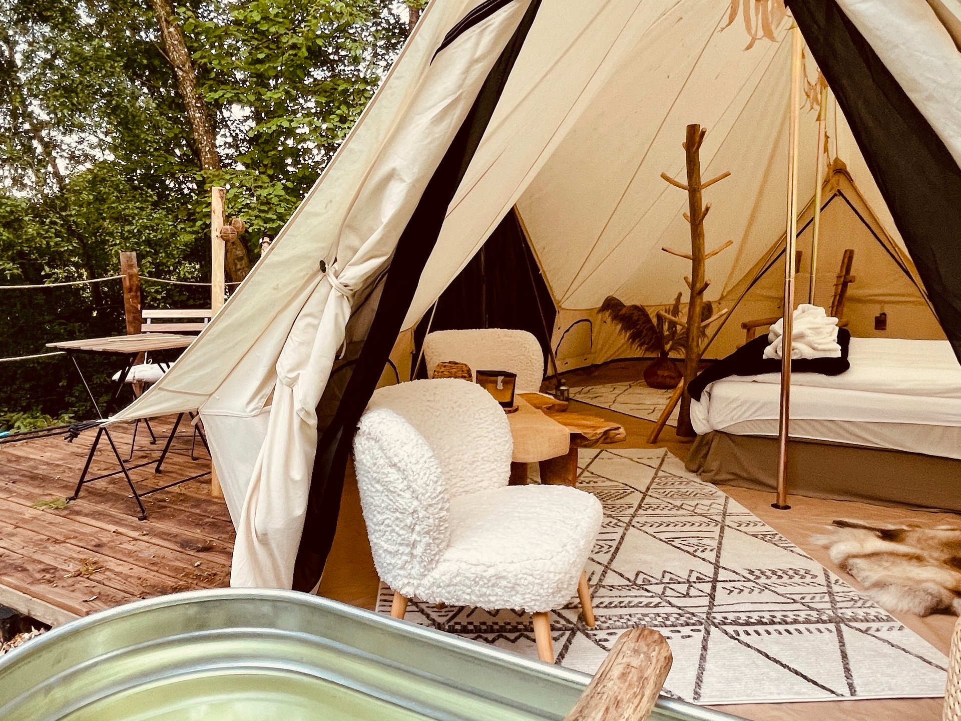 Tente et tente lodge Tente Inuit et SPA Tente et tente lodge Tente Inuit et SPA