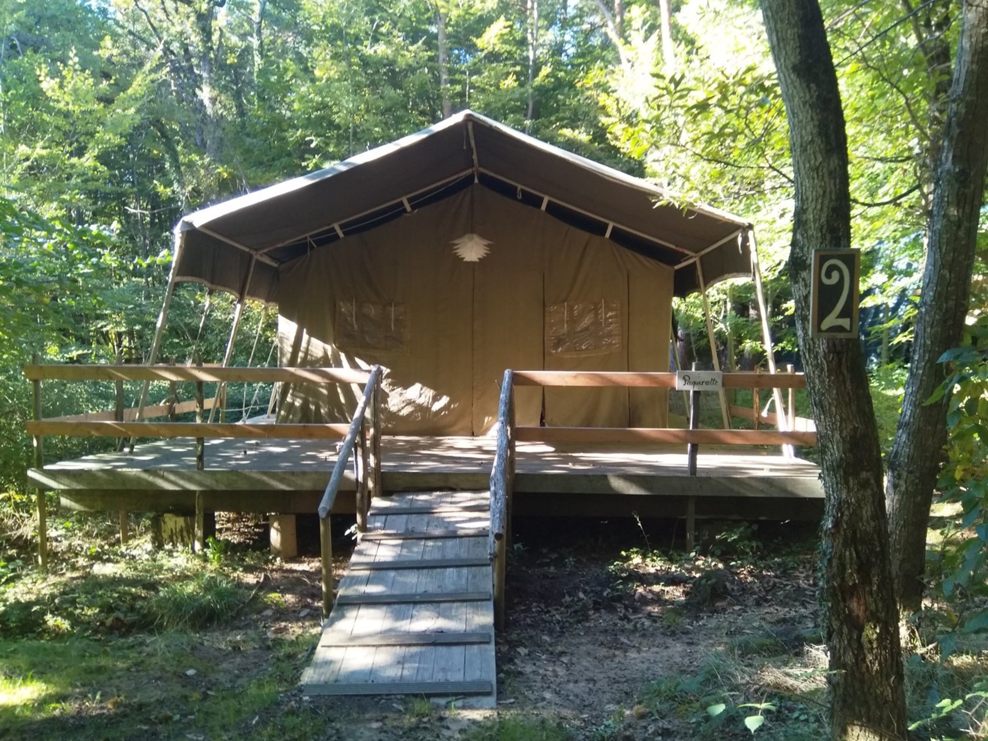 Tente et tente lodge Tente safari Myosotis (6 personnes) Tente et tente lodge Tente safari Myosotis (6 personnes)