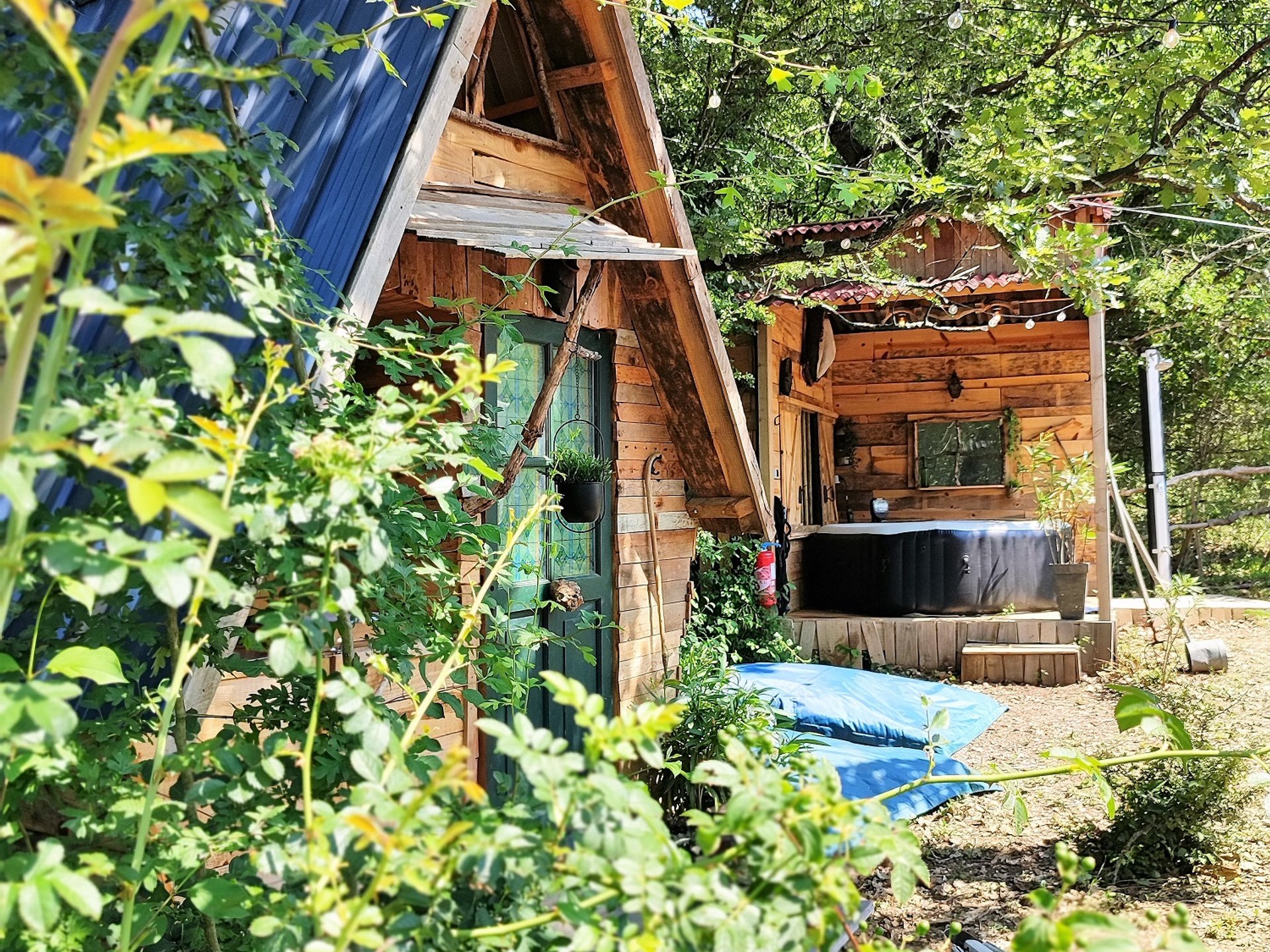 Tente et tente lodge Le Campement Sous les Pins Tente et tente lodge Le Campement Sous les Pins